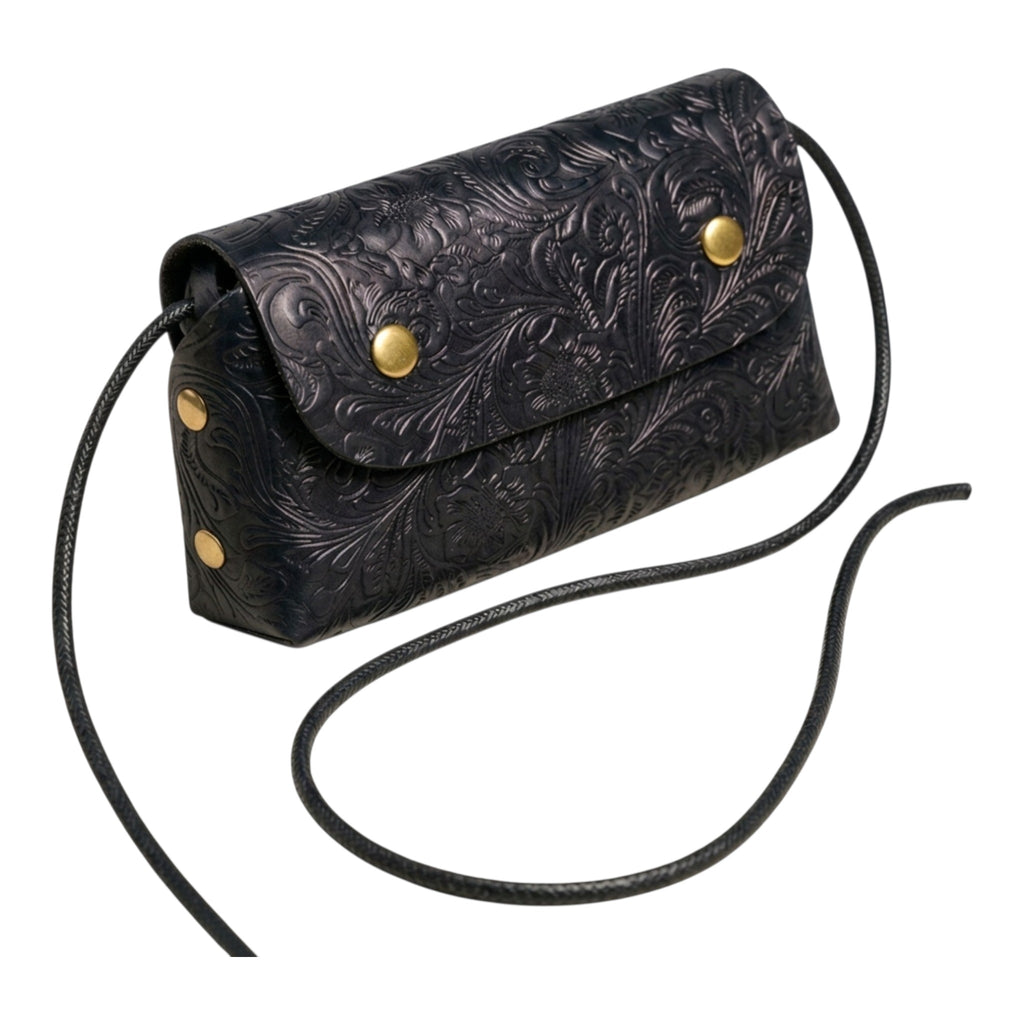 Full Grain Leather Phone Crossbody.Meet the perfect solution — a compact, elegant leather pouch designed for your daily essentials.