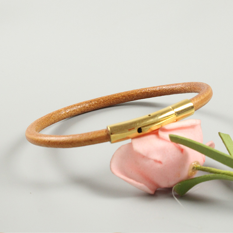 Velmoro Minimalist Genuine Leather Bracelet – Personalized Leather Wristband with Gold-Tone Clasp